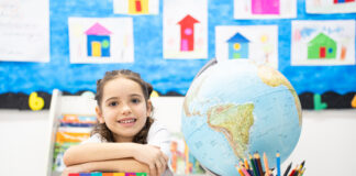 Matricular seu filho em uma escola bilíngue vale a pena?